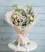 Букет цветов из:  Розы и Лизиантусы #REPLACE_PRED# Катайске