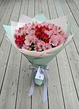 Букет цветов из:  Альстромерии в Катайске