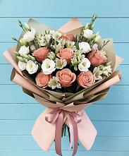 Букет цветов из:  Розы, Альстромерии и Лизиантусы в Катайске