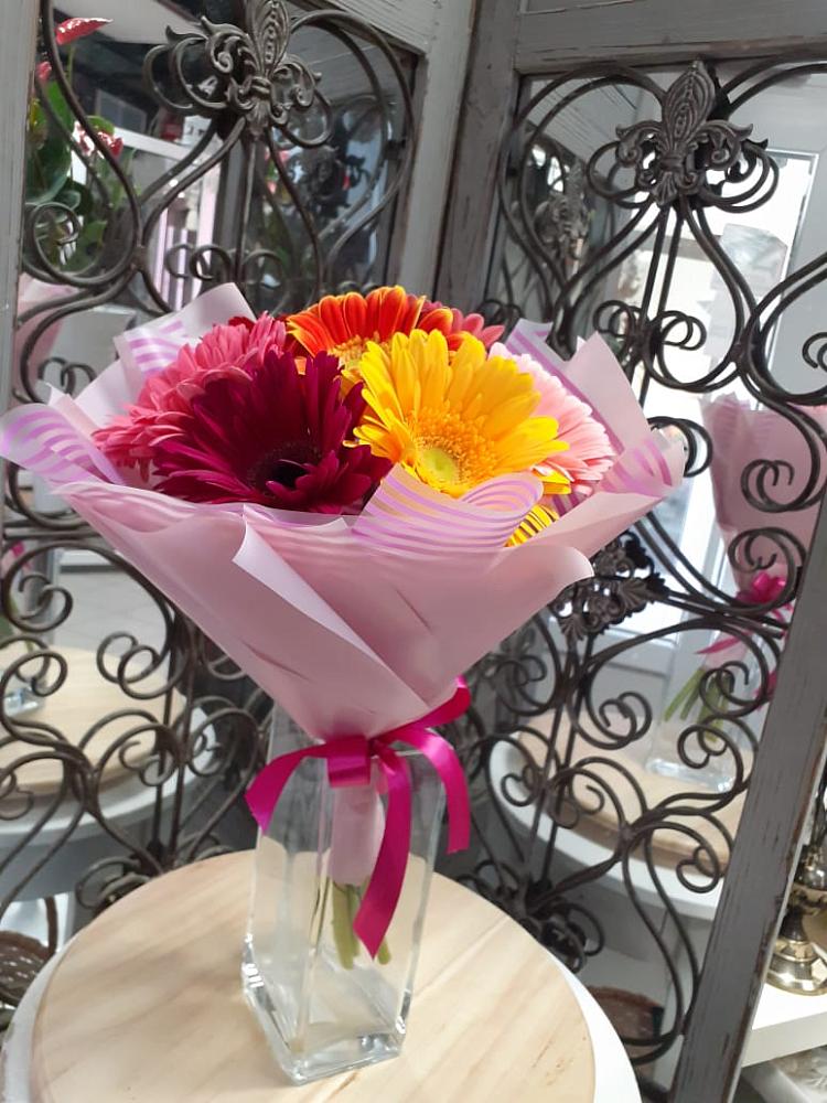 Букет цветов из: Герберы в Катайске