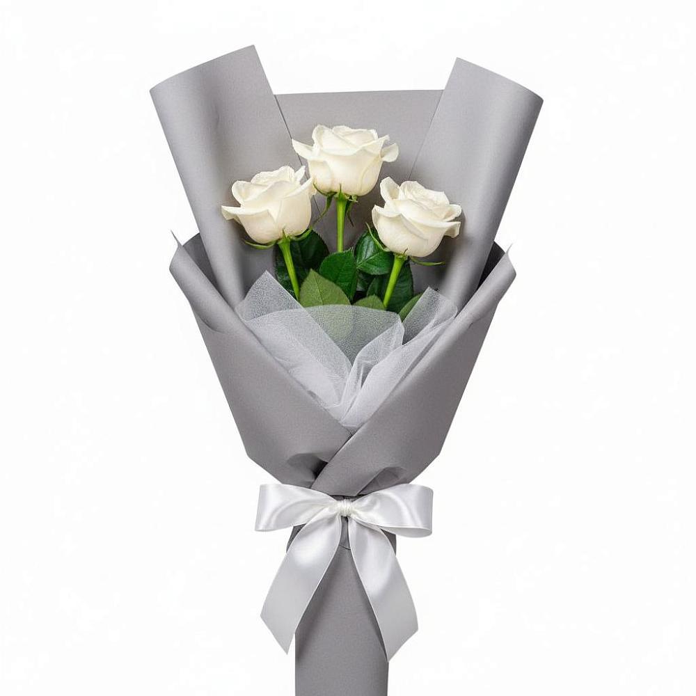 Букет 3 белые розы в Катайске