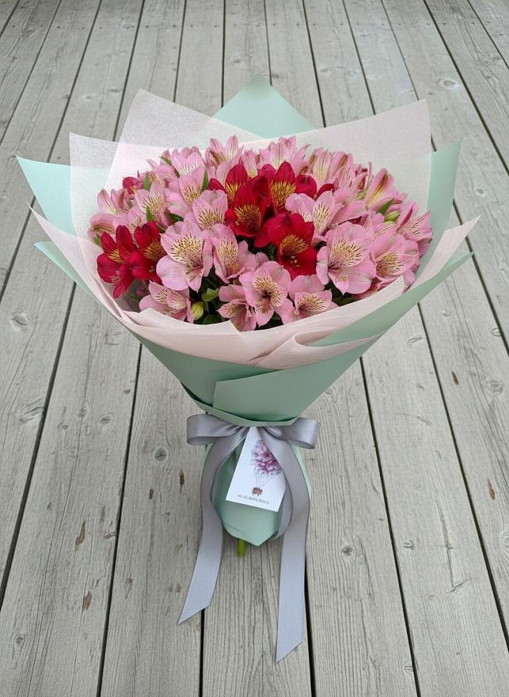 Букет цветов из: Альстромерии в Катайске