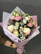 Букет цветов из:  Альстромерии, Розы и Лизиантусы #REPLACE_PRED# Катайске