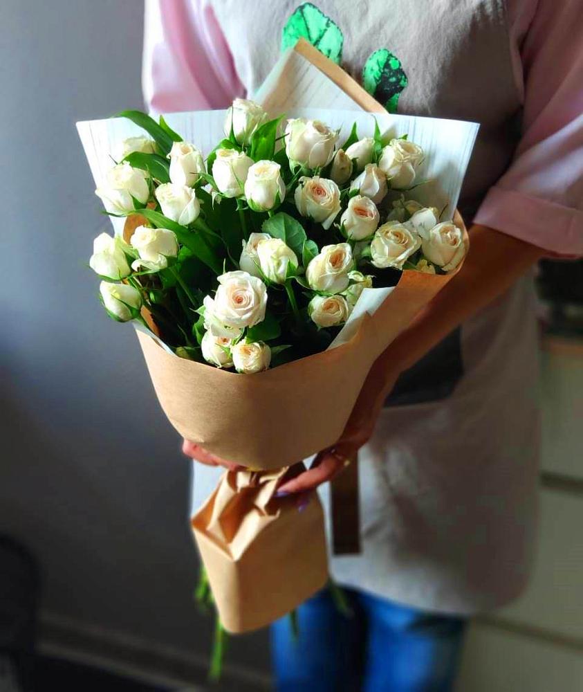 Букет цветов из: Розы в Катайске
