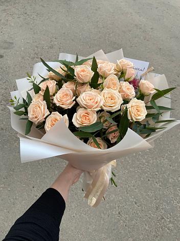 Букет Кремовые розы Латте в Катайске