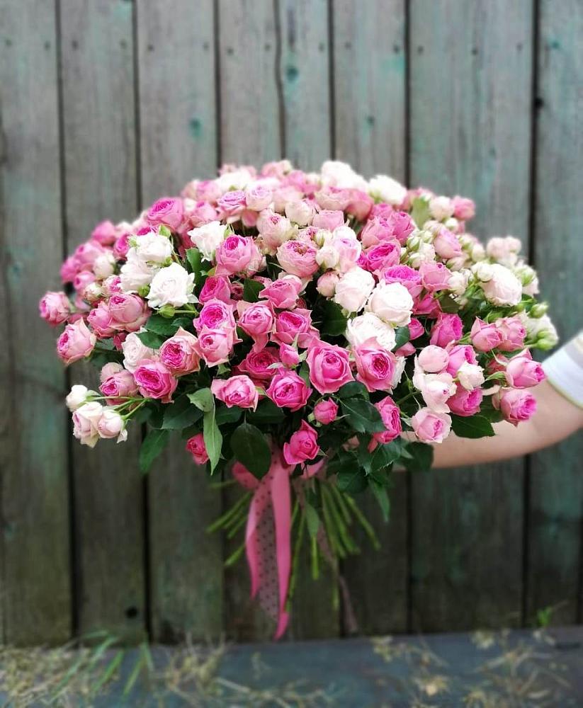 Букет Розовые кустовые розы Натали и Лав Лидия в Катайске