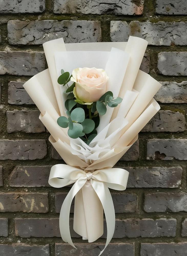 Букет цветов из: Розы в Катайске