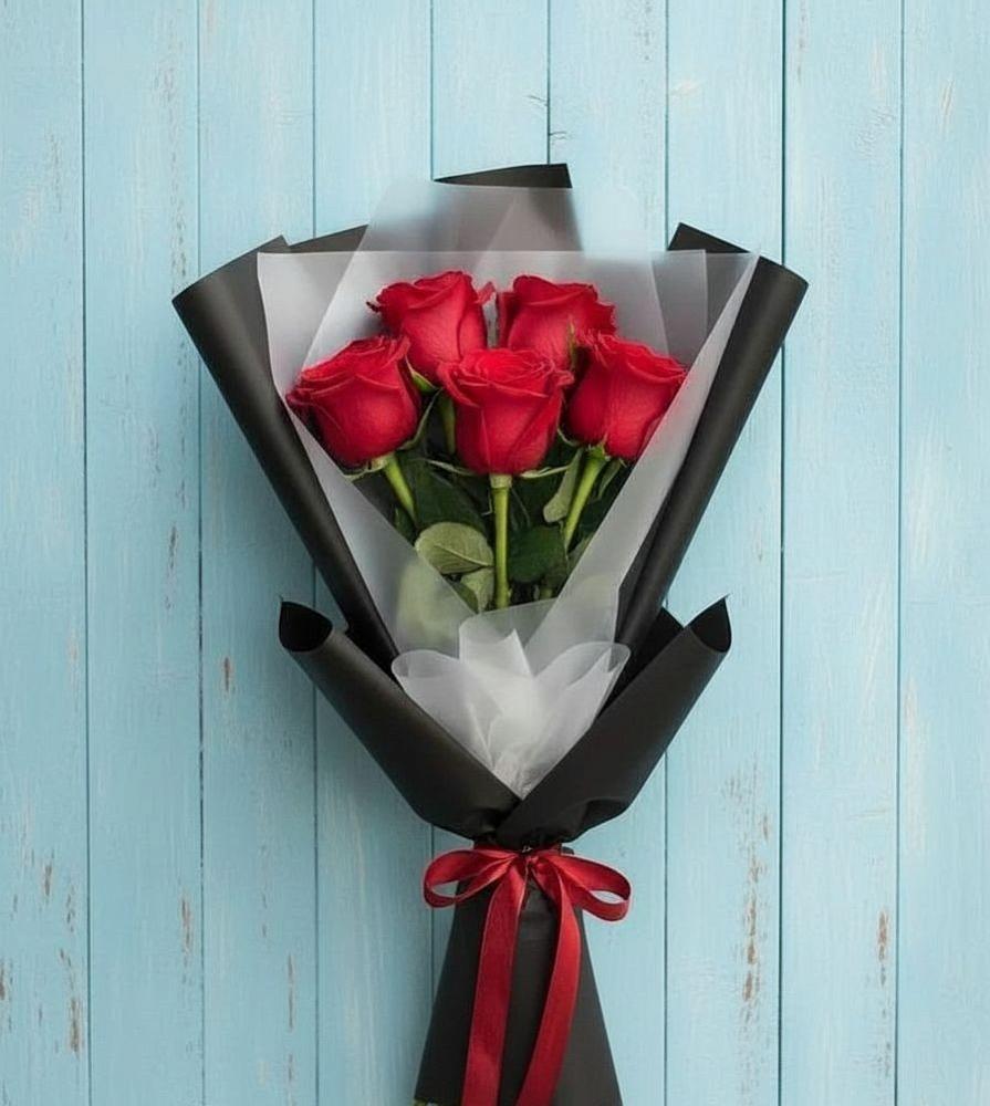 Букет цветов из: Розы в Катайске